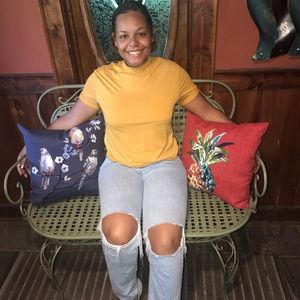 Ripped distressed boyfriend jeans